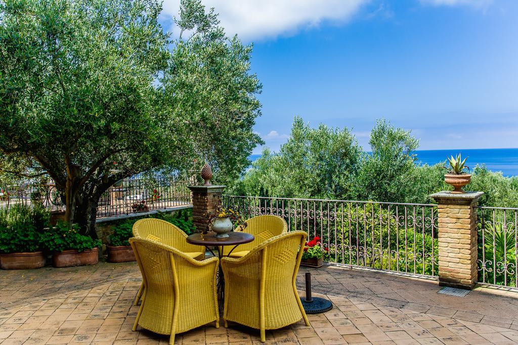 Donnasilia Bed & Breakfast Palinuro Exterior photo
